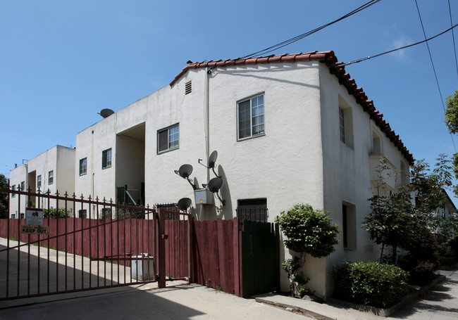 1410 E Florida St in Long Beach, CA - Foto de edificio - Building Photo