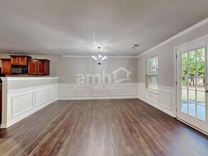 367 Hidden Creek Ln in Canton, GA - Building Photo - Building Photo