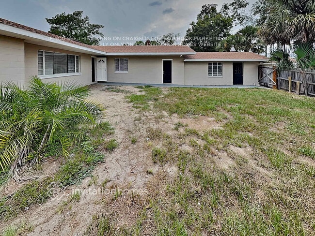 125 E Pendleton Ave in Eustis, FL - Building Photo - Building Photo