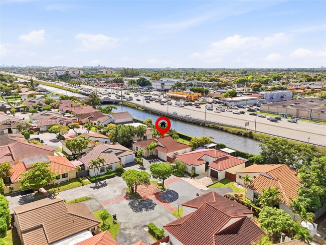 631 SW 88th Ct in Miami, FL - Building Photo - Building Photo