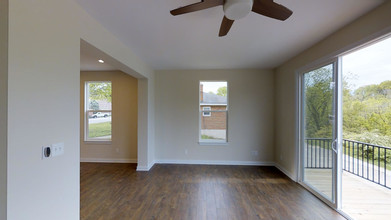 1307 Sleepy Hollow Rd in Fort Wright, KY - Building Photo - Building Photo