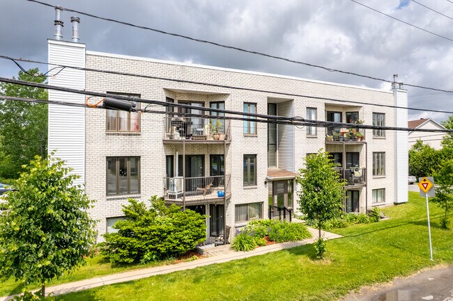 3939 Sainte-Rose Boul