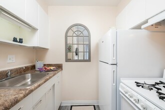 College Manor in Gainesville, FL - Foto de edificio - Building Photo