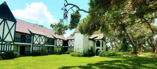 property at 380 N Bayshore Blvd