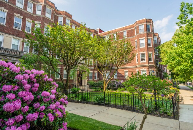 100 Queensberry St, Unit 5 in Boston, MA - Building Photo - Building Photo