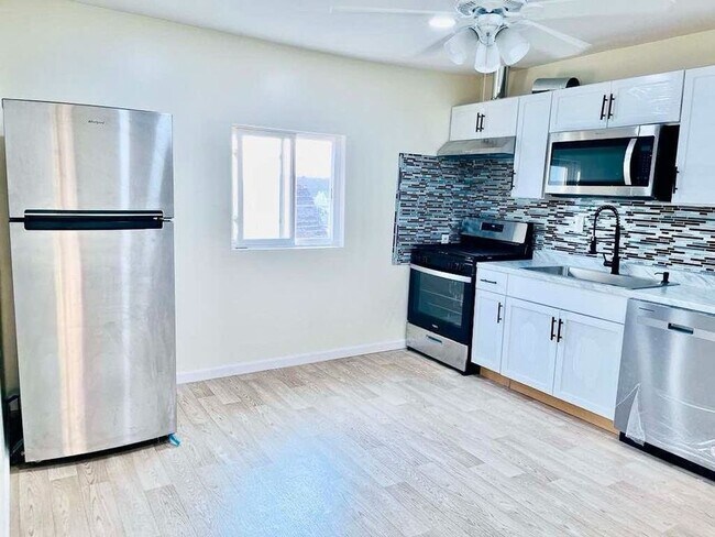 property at 2621 Edwin St