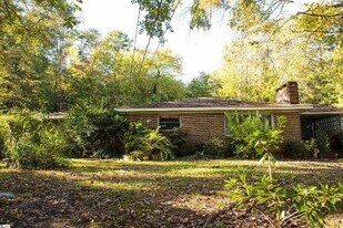 4106 Old Easley Bridge Rd in Greenville, SC - Building Photo