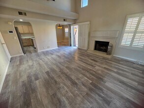 7724 W Oraibi Dr in Glendale, AZ - Building Photo - Building Photo