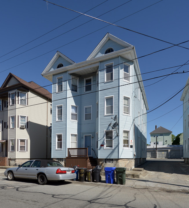 297 Coffin Ave in New Bedford, MA - Building Photo