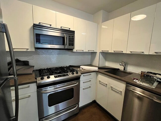 property at 220 E 63rd St