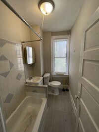 3230 Keim St photo'