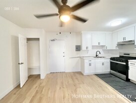 1625 Normandie Ave in Los Angeles, CA - Building Photo