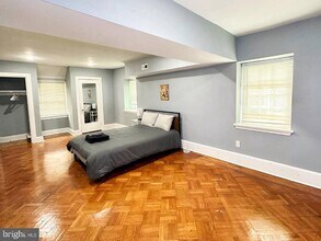 5204 Overbrook Ave in Philadelphia, PA - Building Photo - Building Photo