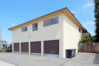 16781 Bardon Ln in Huntington Beach, CA - Building Photo - Building Photo