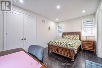 133 Hillsview Dr in Richmond Hill, ON - Building Photo - Building Photo