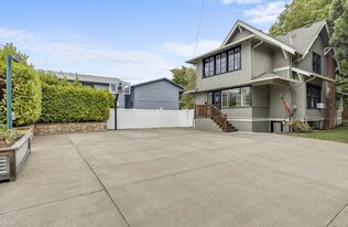 744 SW 14th St in Corvallis, OR - Building Photo
