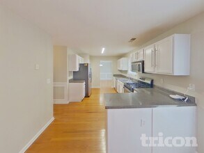 212 Blue Grass Terrace in Mcdonough, GA - Building Photo - Building Photo