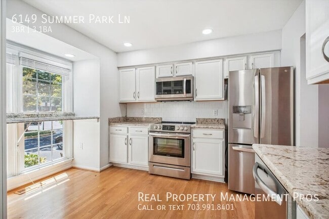 6149 Summer Park Ln in Alexandria, VA - Building Photo - Building Photo