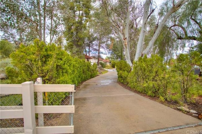 property at 23692 Lemon Ave