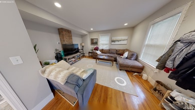 14 Mount Auburn St, Unit SF in Cambridge, MA - Foto de edificio - Building Photo