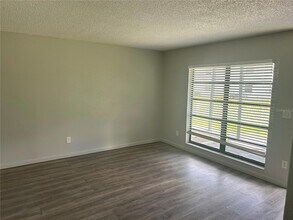 4480 76th Ave N in Pinellas Park, FL - Building Photo - Building Photo