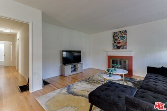 4360 McLaughlin Ave in Los Angeles, CA - Building Photo - Building Photo