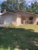 625 E 8th Ave in Mount Dora, FL - Building Photo