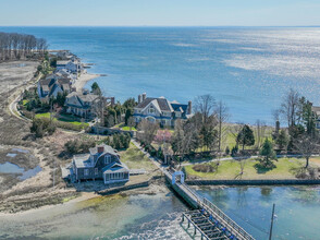 50 Compo Mill Cove in Westport, CT - Building Photo - Building Photo