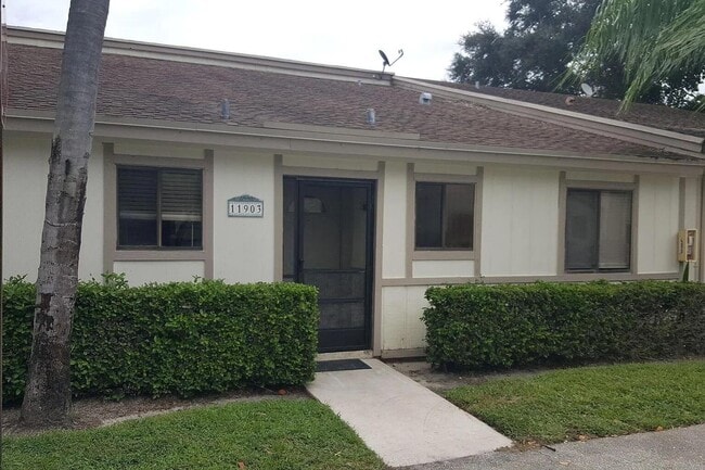 property at 11903 Sturbridge Ln