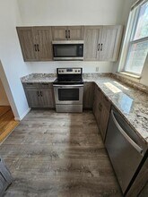 18 S Bridge St in Poughkeepsie, NY - Building Photo - Building Photo