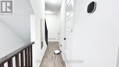 69 Melmar St in Brampton, ON - Building Photo - Building Photo