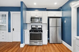 15 Adelaide St in Boston, MA - Building Photo - Building Photo