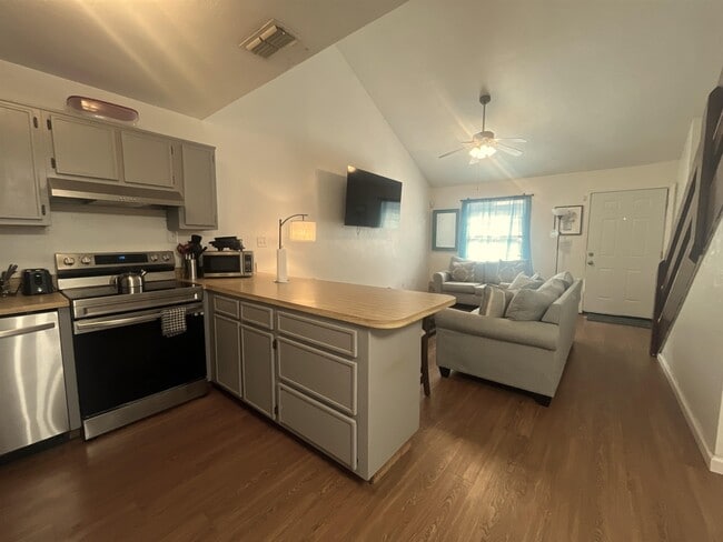 property at 1119 Ocala Rd