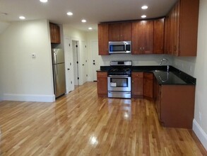 84 Linden St, Unit uni1 3-bed 3-bath in Boston, MA - Building Photo - Building Photo