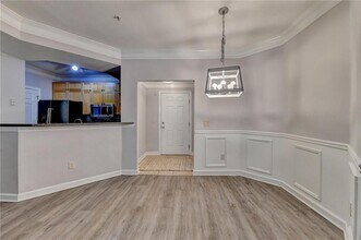 232 Ashford Cir in Dunwoody, GA - Building Photo - Building Photo