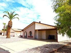 1043 S Florence Dr in Mesa, AZ - Building Photo