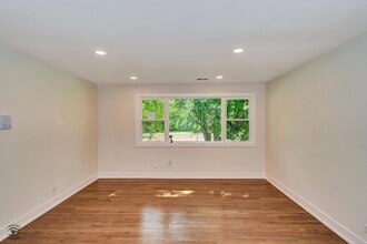 241 S Small Ave in Kankakee, IL - Building Photo - Building Photo