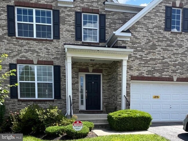 608 Victorianna Dr in Capitol Heights, MD - Building Photo - Building Photo
