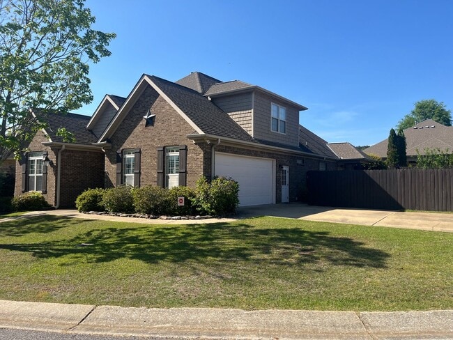 808 Old White Ln in Northport, AL - Building Photo - Building Photo