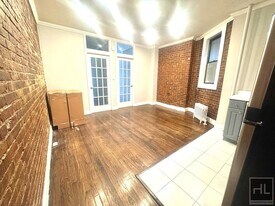 Tenth Avenue in New York, NY - Building Photo