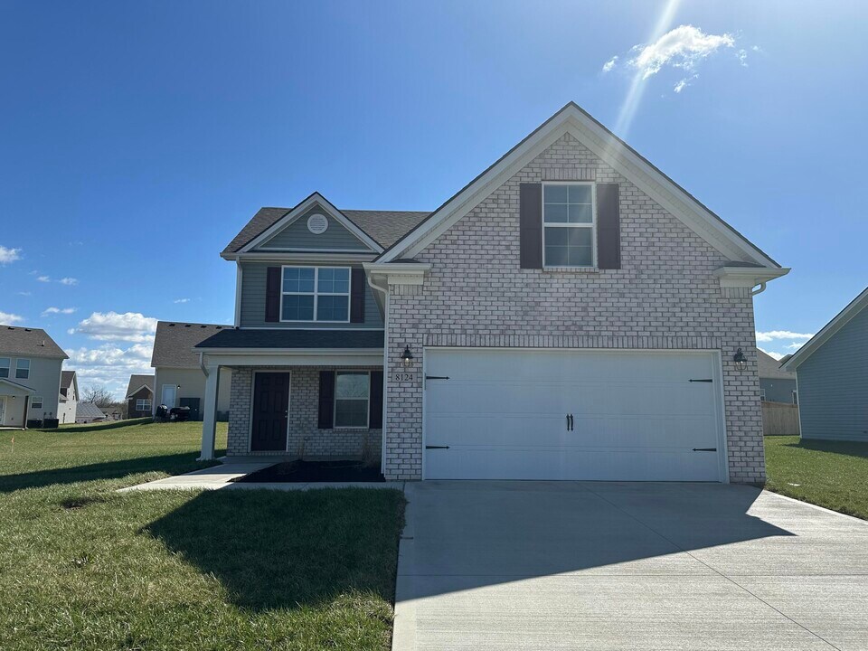 8124 Driftwood Lp in Richmond, KY - Building Photo