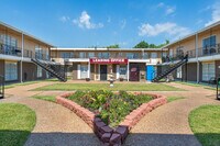 Schroeder Apartments photo'