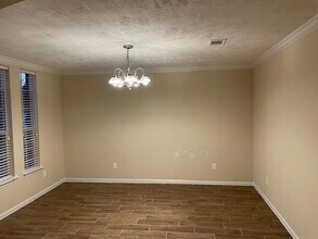 3218 Quail Run Dr in Humble, TX - Building Photo - Building Photo