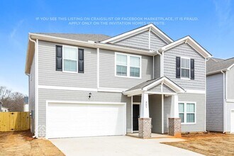 205 White Flds Ave, Unit 1 in Fountain Inn, SC - Foto de edificio - Building Photo