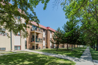 Skaff Apartments Moorhead in Moorhead, MN - Foto de edificio - Building Photo