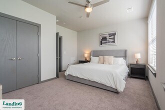 1415 N Main Ave, Unit 1347 in San Antonio, TX - Building Photo - Building Photo