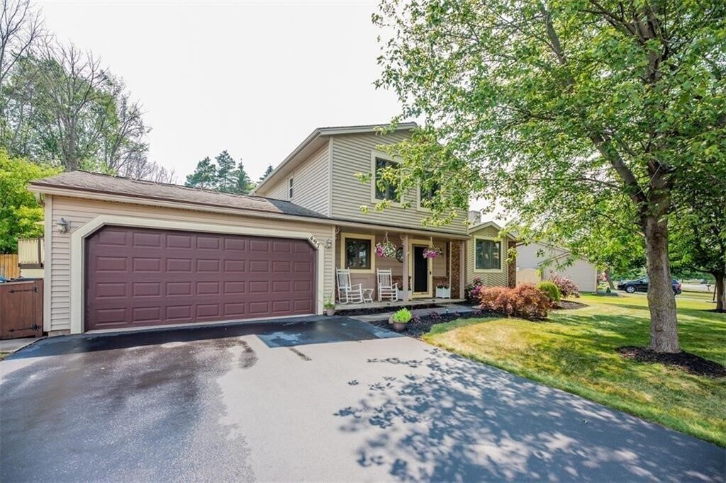 497 Crosby Ln in Rochester, NY - Building Photo