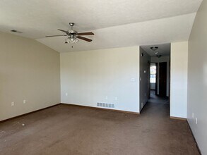 610 Grainfield St in Manhattan, KS - Building Photo - Building Photo