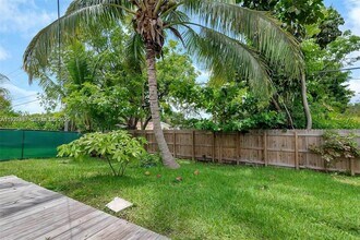 9241 SW 204th Terrace in Cutler Bay, FL - Building Photo - Building Photo
