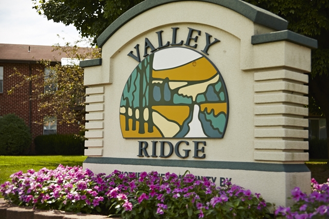 Valley Ridge Apartments in Trexlertown, PA - Foto de edificio - Building Photo